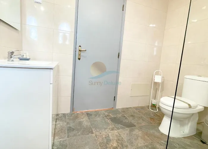 Ricardo By Sunny Deluxe